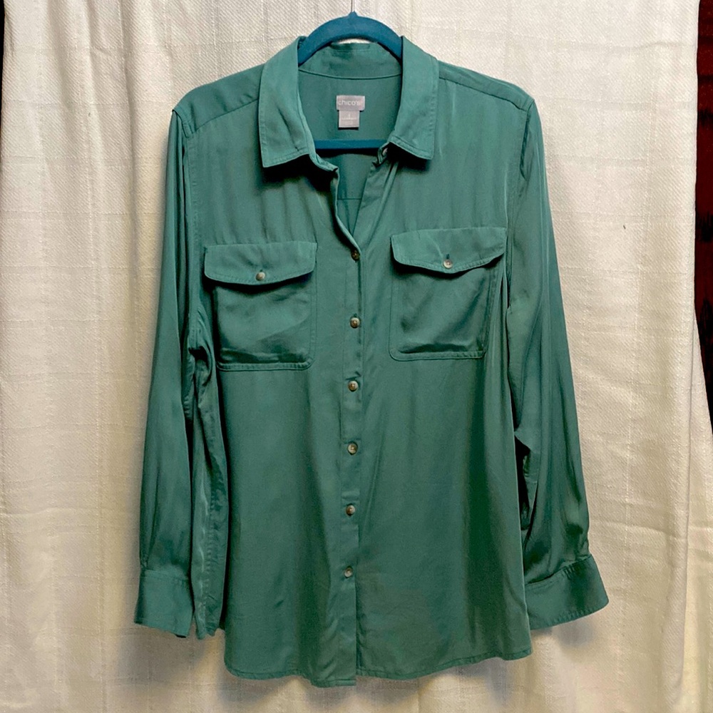 Chico’s size 3 sandwashed satin button down shirt